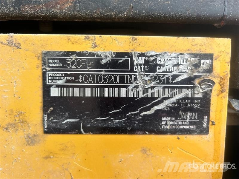 CAT 320F L Tracked Excavator Bagri goseničarji