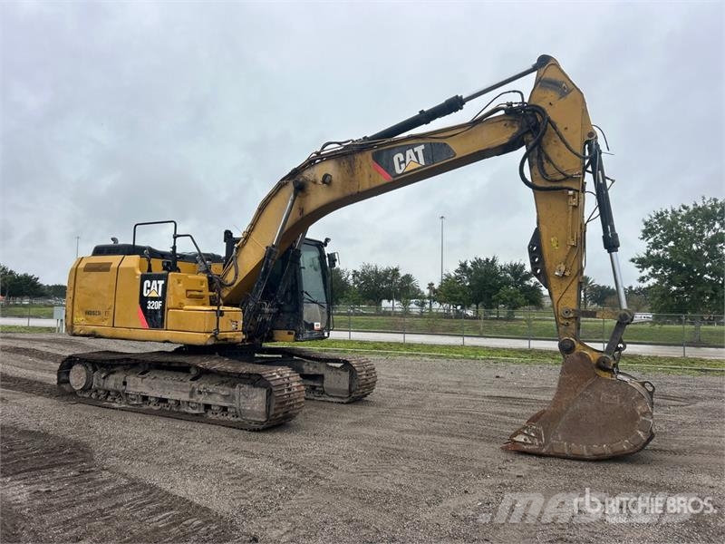CAT 320F L Tracked Excavator Bagri goseničarji