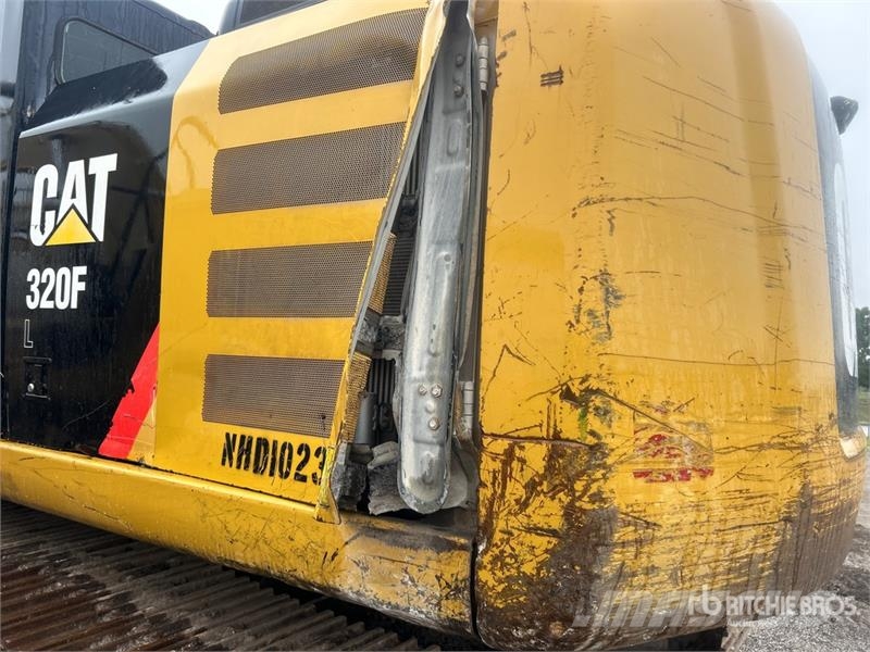 CAT 320F L Tracked Excavator Bagri goseničarji