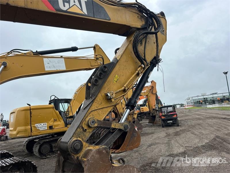 CAT 320F L Tracked Excavator Bagri goseničarji