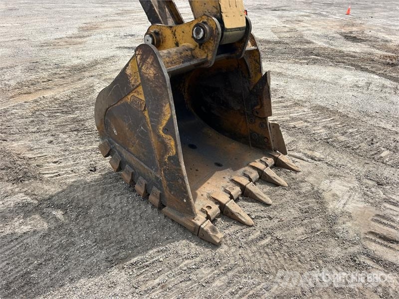 CAT 320F L Tracked Excavator Gravemaskiner på larvebånd