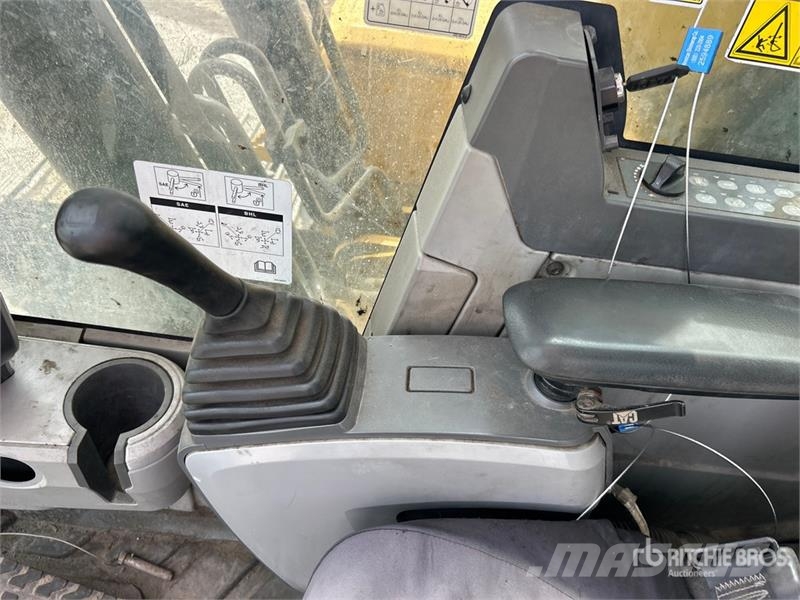 CAT 320F L Tracked Excavator Gravemaskiner på larvebånd