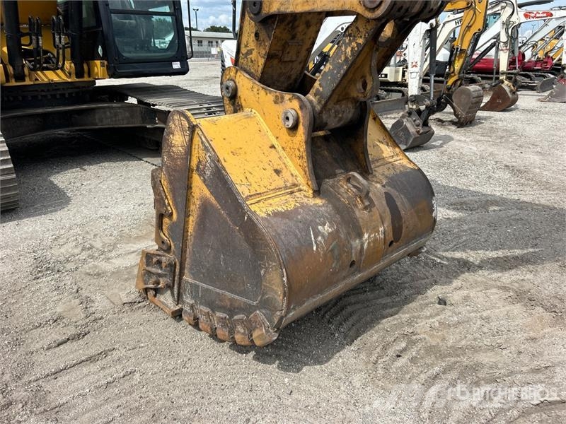 CAT 320F L Tracked Excavator Gravemaskiner på larvebånd