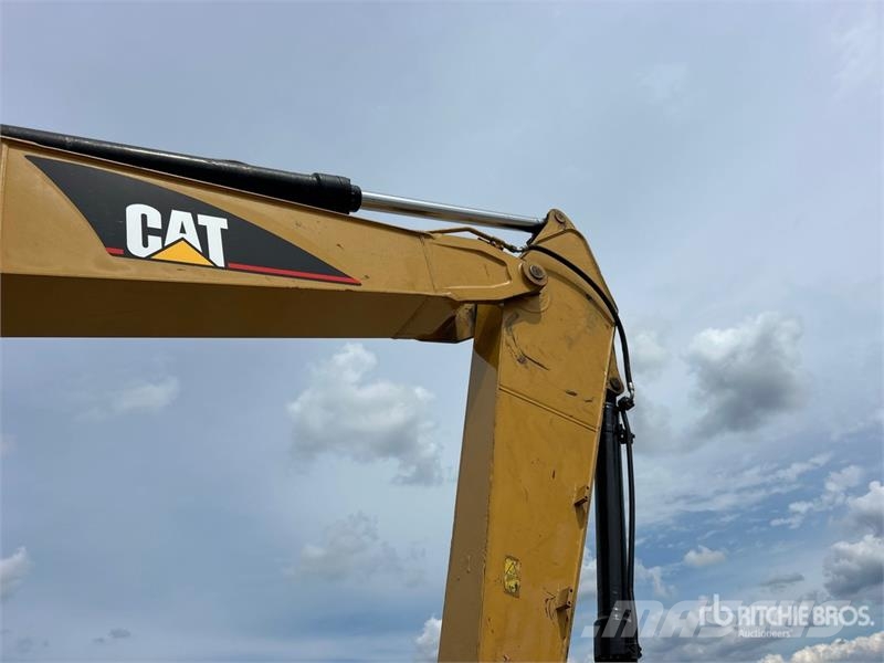 CAT 320F L Tracked Excavator Gravemaskiner på larvebånd