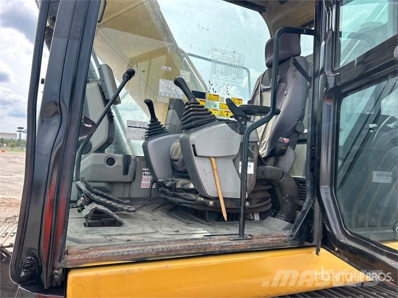 CAT 320F L Tracked Excavator Gravemaskiner på larvebånd