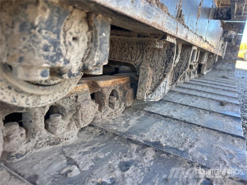 CAT 323 Tracked Excavator Pásové rýpadlá