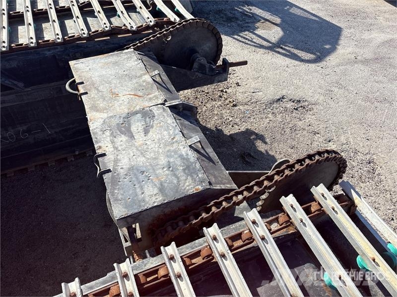 CAT 325 CL Long Reach Amphibious Tracked Excavator Гусеничні екскаватори