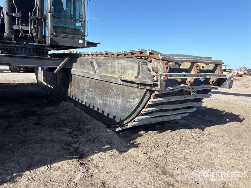 CAT 325 CL Long Reach Amphibious Tracked Excavator Гусеничні екскаватори