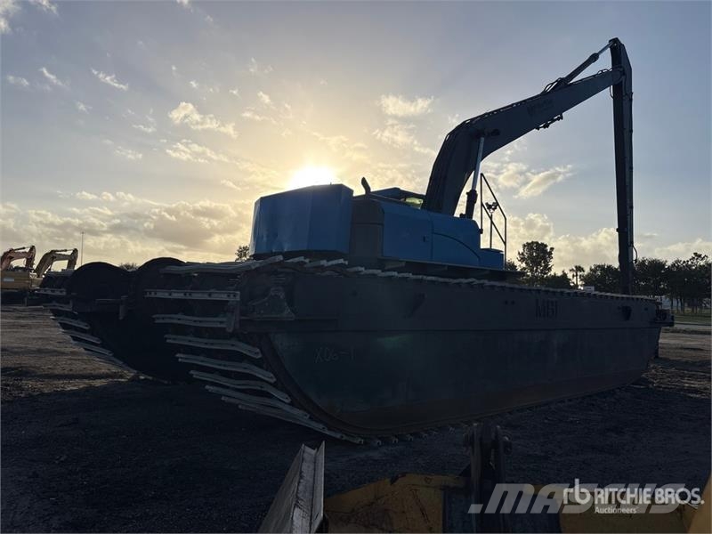 CAT 325 CL Long Reach Amphibious Tracked Excavator Гусеничні екскаватори