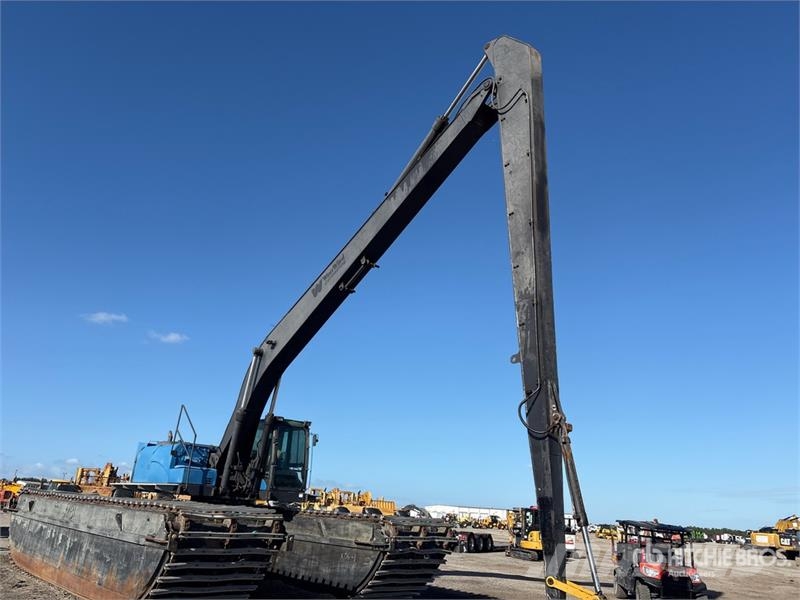 CAT 325C L Long Reach Amphibious Tracked Excavator حفارات زحافة