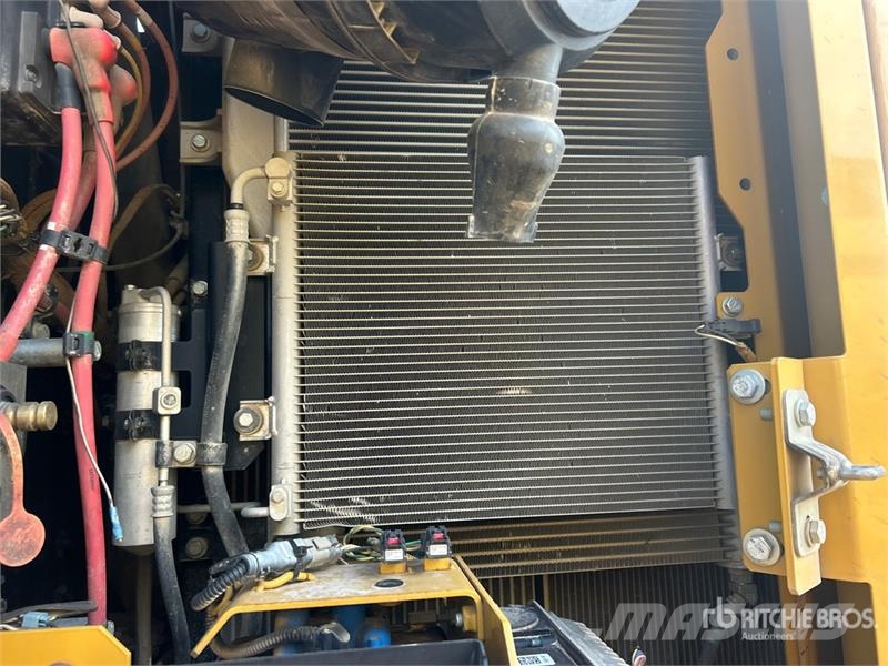 CAT 325F LCR Tracked Excavator Gravemaskiner på larvebånd