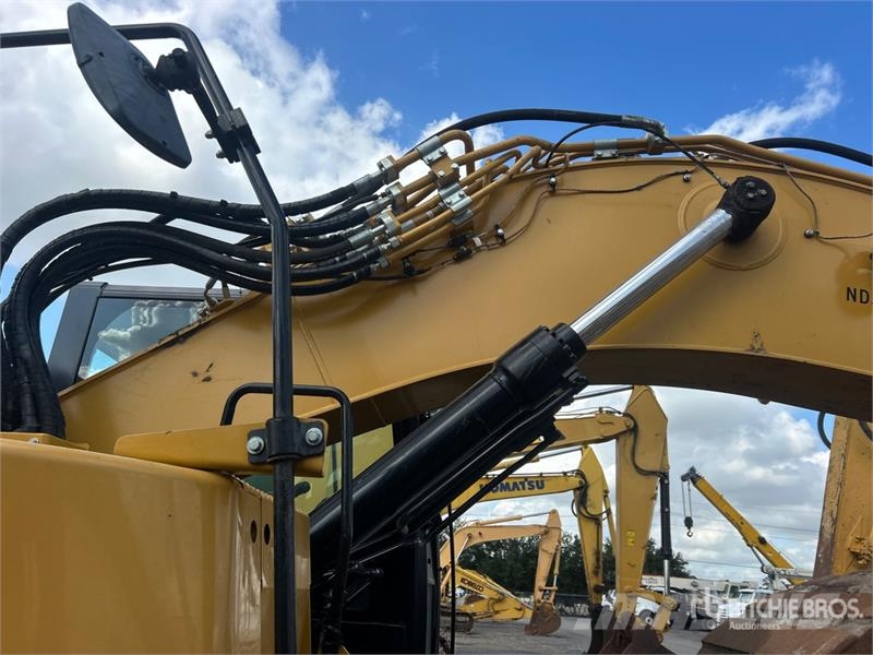 CAT 325F LCR Tracked Excavator Gravemaskiner på larvebånd