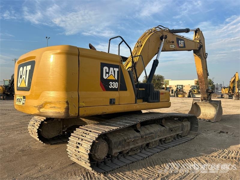 CAT 330 L Tracked Excavator Raupenbagger