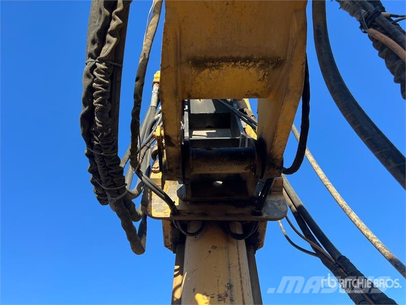 CAT 330B L Tracked Excavator Bagri goseničarji