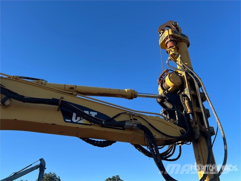 CAT 330B L Tracked Excavator Bagri goseničarji