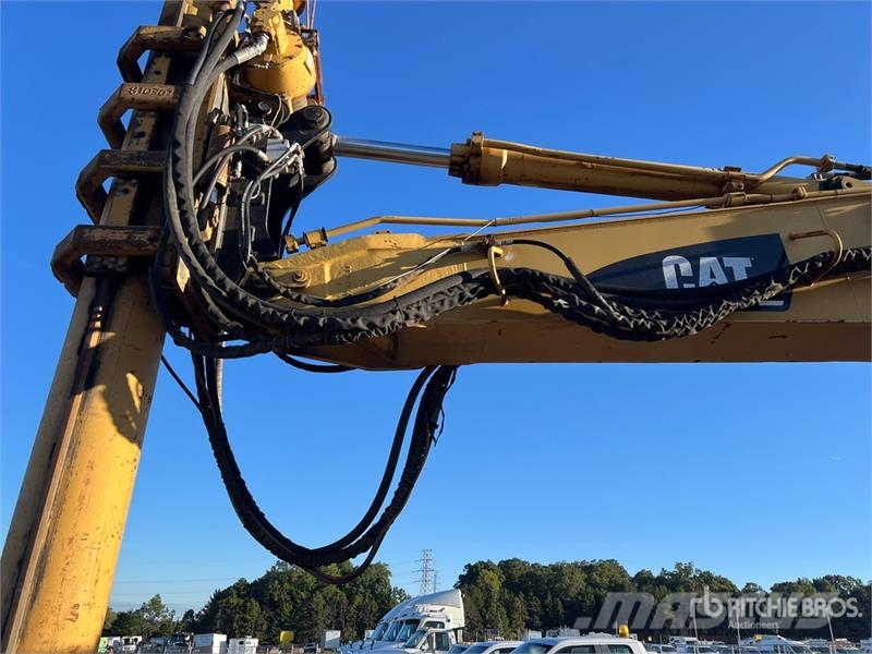 CAT 330B L Tracked Excavator Bagri goseničarji