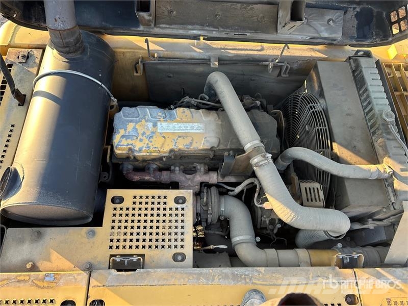 CAT 330C L Tracked Excavator Excavatoare pe șenile
