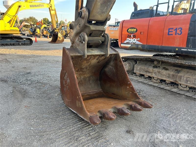 CAT 330C L Tracked Excavator Excavatoare pe șenile
