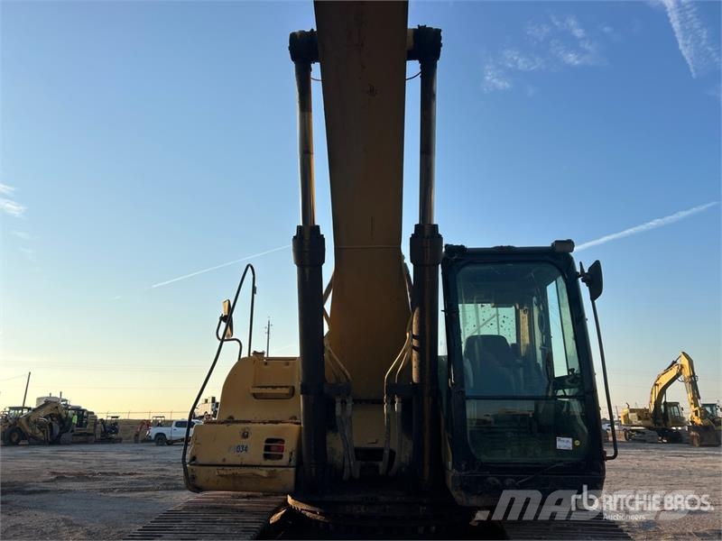 CAT 330C L Tracked Excavator Excavatoare pe șenile

