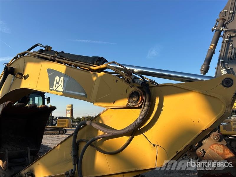 CAT 330C L Tracked Excavator Excavatoare pe șenile
