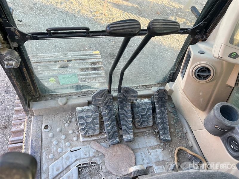CAT 330C L Tracked Excavator Excavatoare pe șenile

