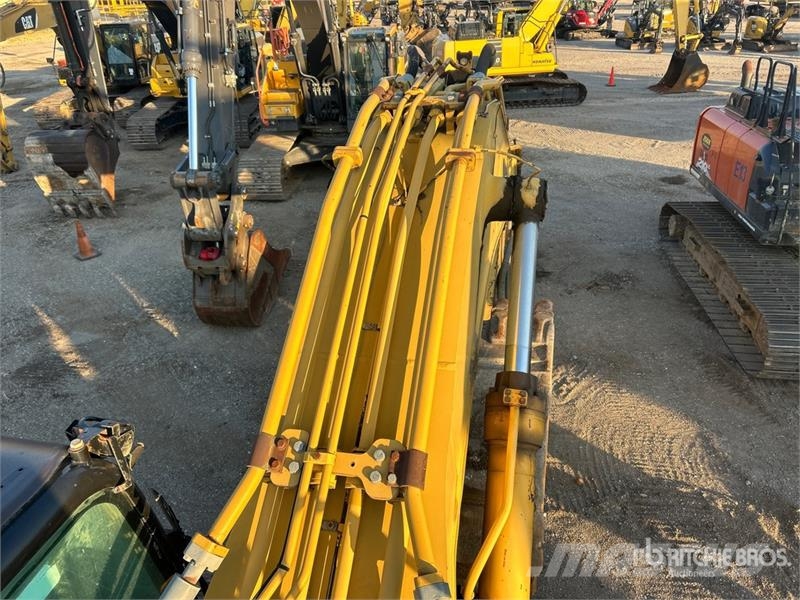 CAT 330C L Tracked Excavator Excavatoare pe șenile
