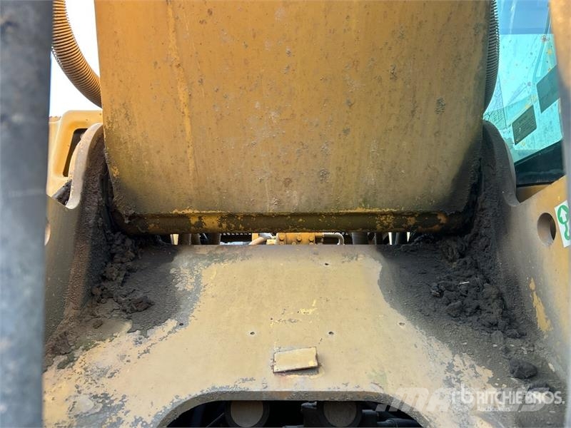 CAT 330C L Tracked Excavator Excavatoare pe șenile
