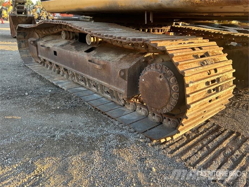 CAT 330C L Tracked Excavator Excavatoare pe șenile
