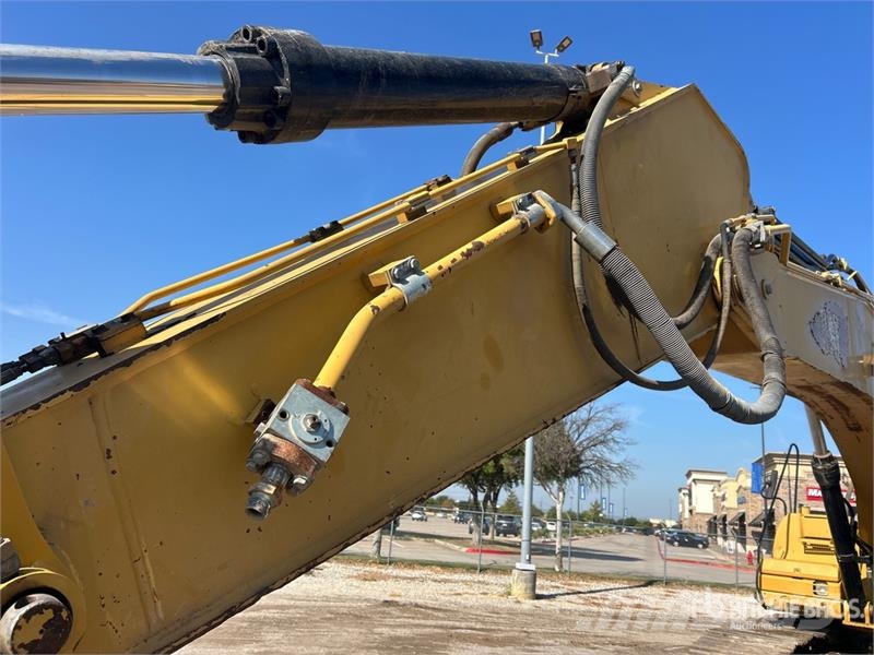 CAT 330D L Tracked Excavator Raupenbagger