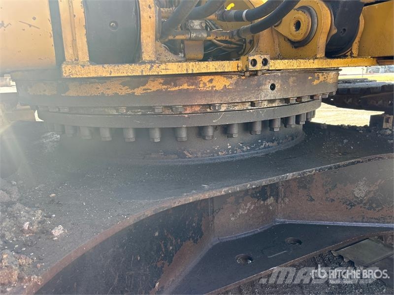 CAT 330D L Tracked Excavator Raupenbagger