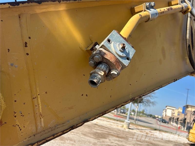 CAT 330D L Tracked Excavator Raupenbagger
