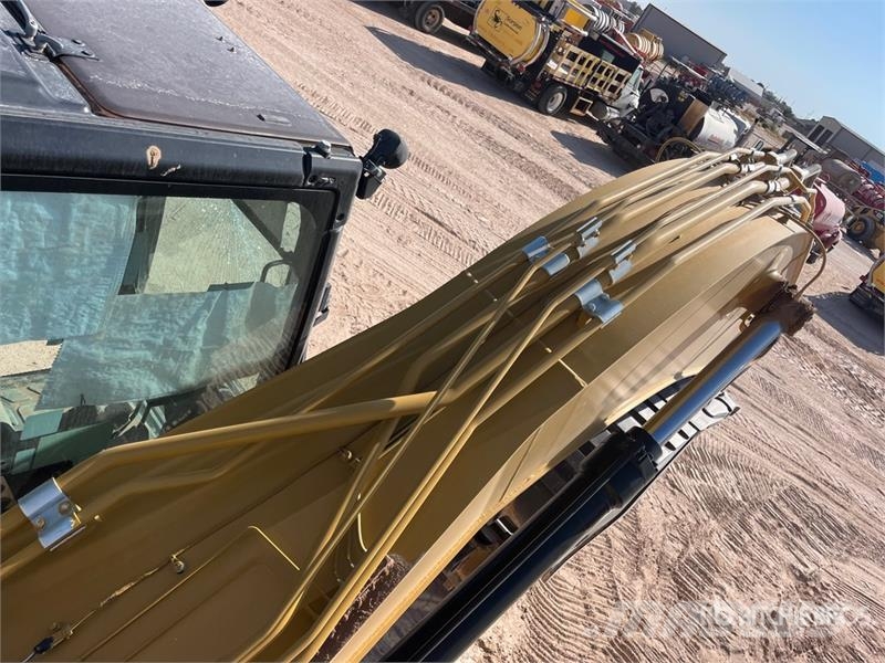 CAT 330F L Tracked Excavator Escavatori cingolati