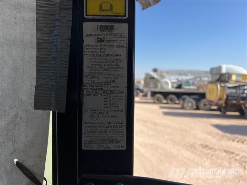 CAT 330F L Tracked Excavator Escavatori cingolati