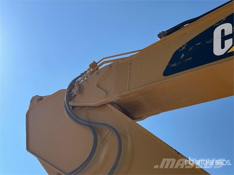 CAT 330F L Tracked Excavator Escavatori cingolati