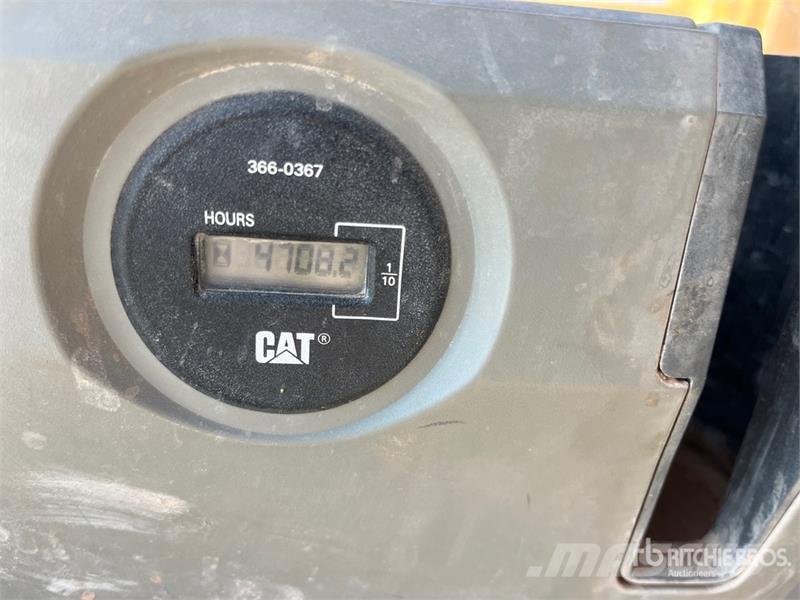 CAT 330F L Tracked Excavator Escavatori cingolati