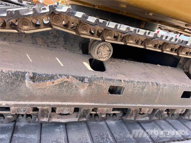 CAT 330F L Tracked Excavator Escavatori cingolati