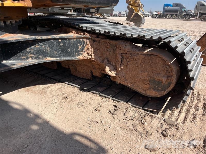 CAT 330F L Tracked Excavator Bagri goseničarji