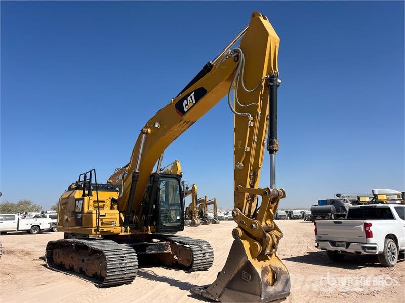 CAT 330F L Tracked Excavator Bagri goseničarji