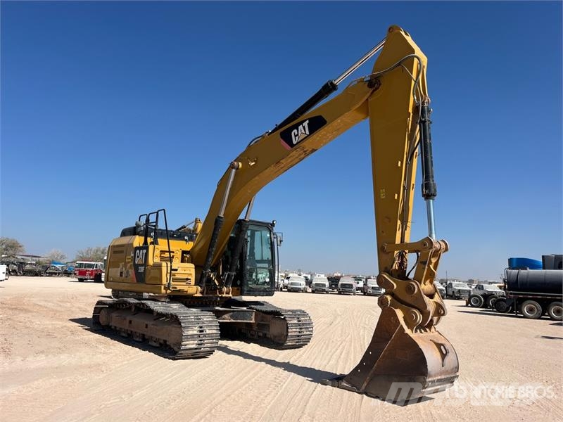 CAT 330F L Tracked Excavator Bagri goseničarji