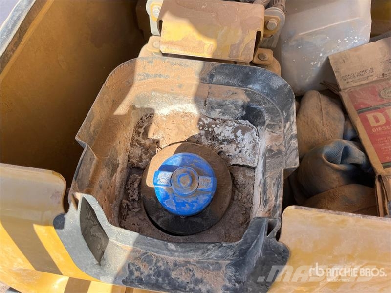 CAT 330F L Tracked Excavator Escavatori cingolati