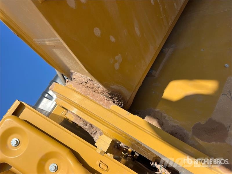 CAT 330F L Tracked Excavator Bagri goseničarji