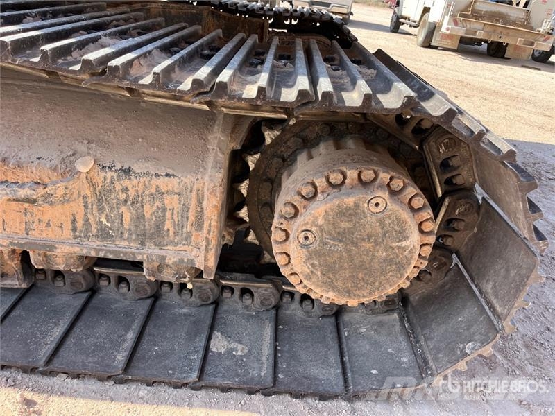 CAT 330F L Tracked Excavator Bagri goseničarji