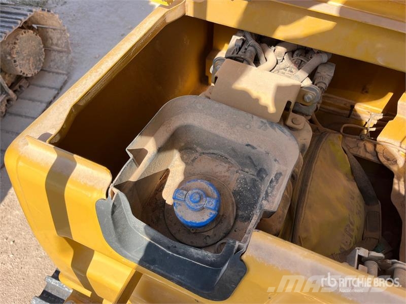 CAT 330F L Tracked Excavator Bagri goseničarji