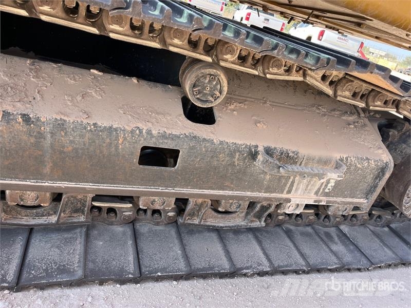 CAT 330F L Tracked Excavator Escavatori cingolati