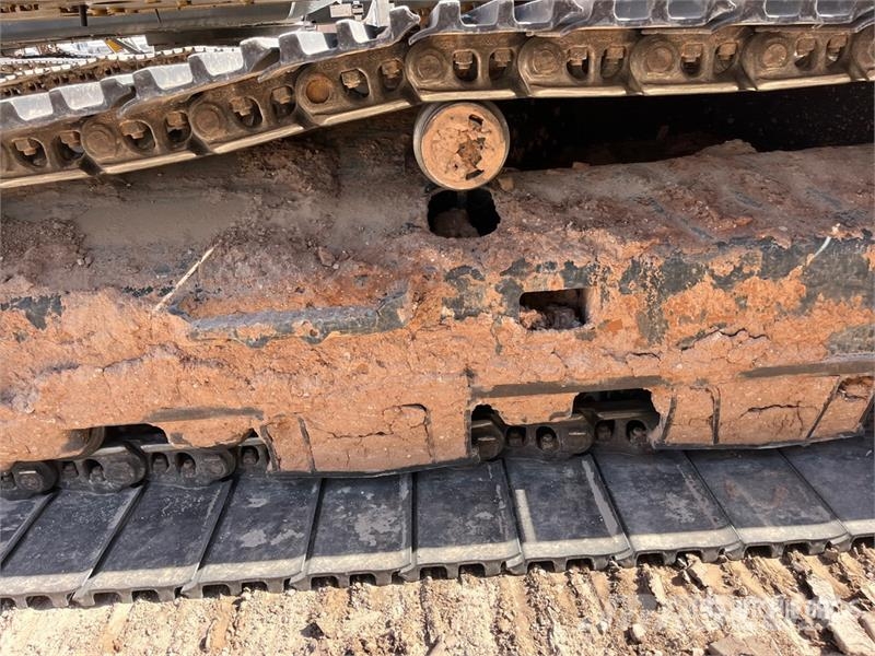 CAT 330F L Tracked Excavator Bagri goseničarji