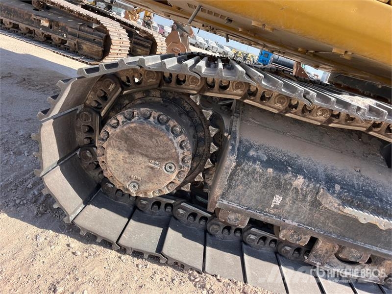 CAT 330F L Tracked Excavator Escavatori cingolati