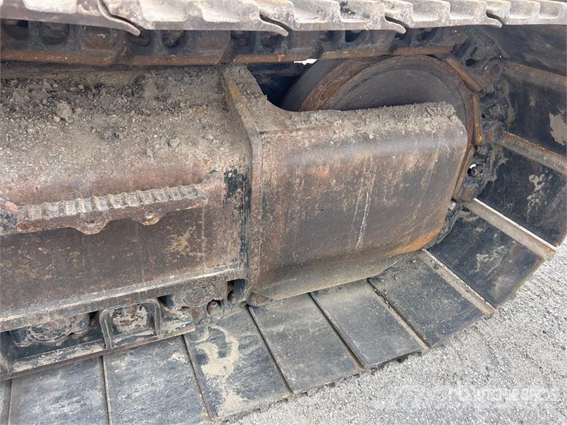 CAT 335F LCR Tracked Excavator Lánctalpas kotrók
