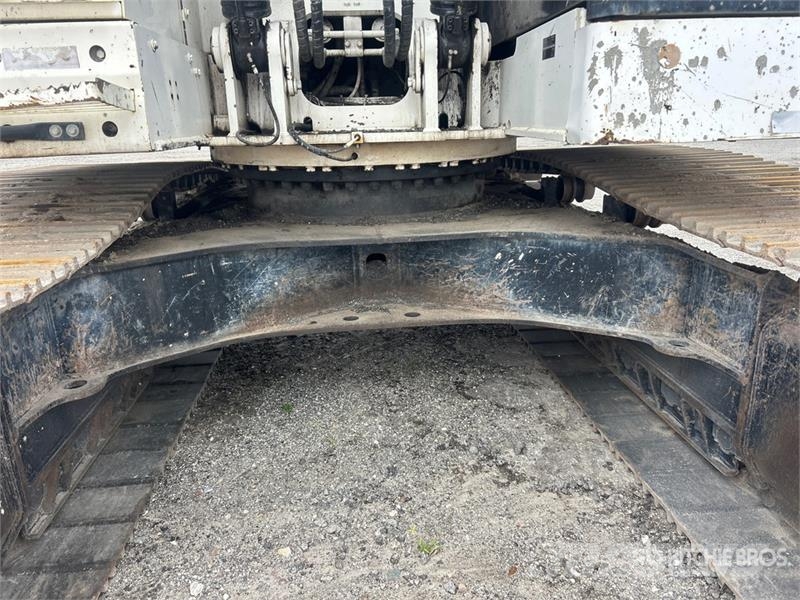 CAT 335F LCR Tracked Excavator Lánctalpas kotrók