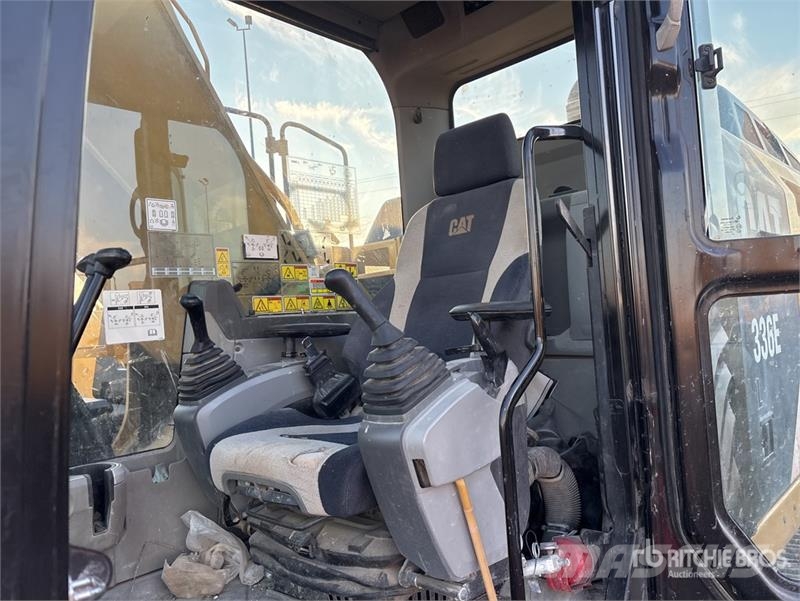 CAT 336 EL Tracked Excavator Bagri goseničarji