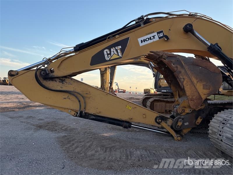 CAT 336 EL Tracked Excavator Bagri goseničarji